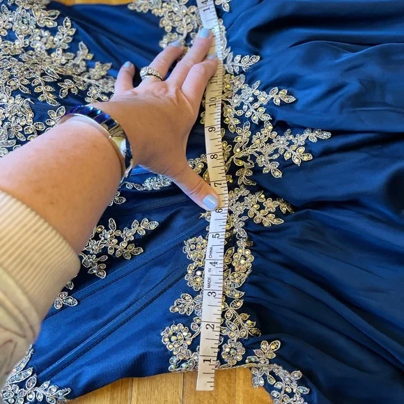 Prom dress - Picture 8 of 8